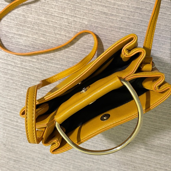 Metal handle 2 compartments crossbody - Picture 6 of 8